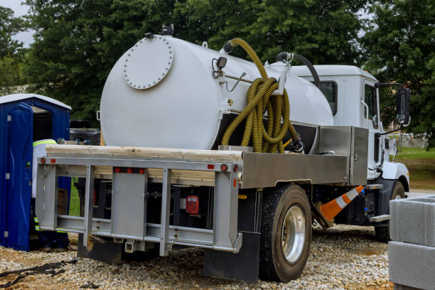 Best Portable restroom trailer rental  in Dickson, OK